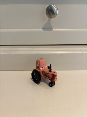Disney Cars Deluxe Tractor